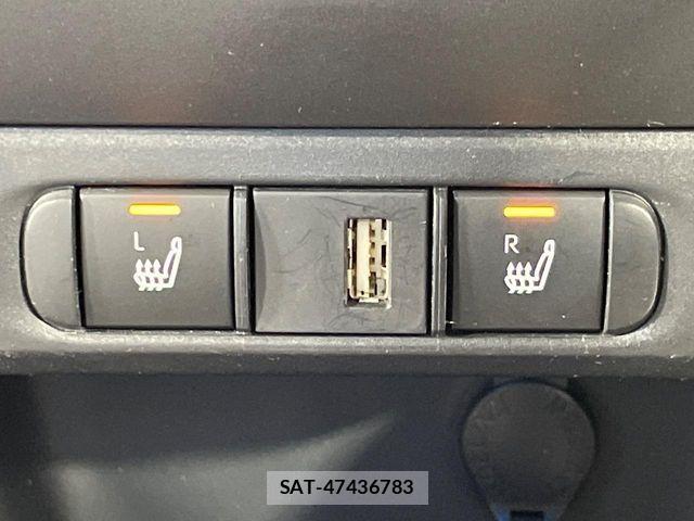 Toyota YARIS 2020-03 8247288-6