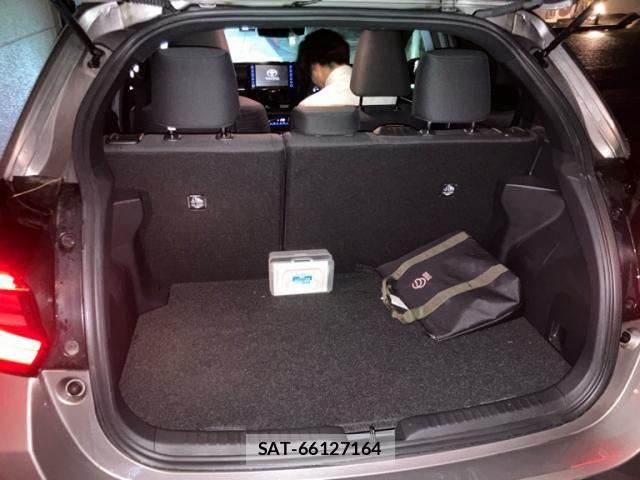 Toyota YARIS 2020-03 8247294-9