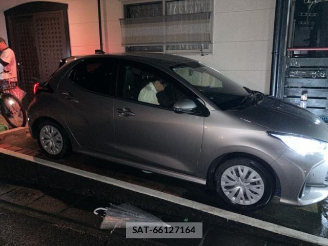 Toyota YARIS 2020-03 8247294-2