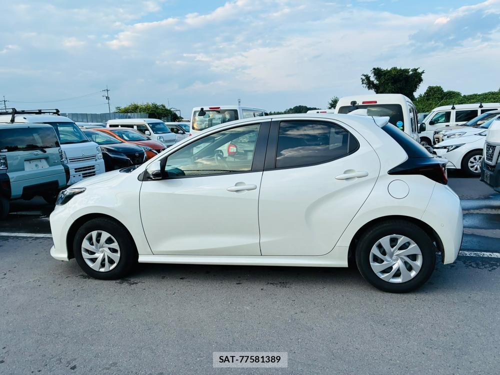 Toyota YARIS 2022-07 8226315-1