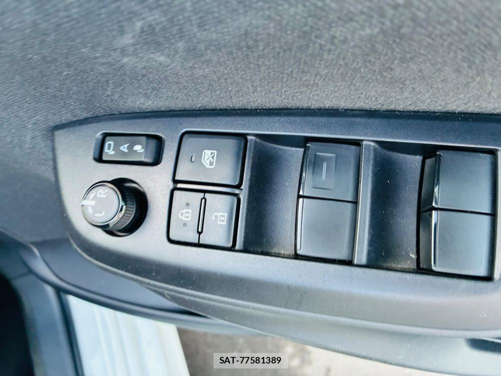 Toyota YARIS 2022-07 8226315-20