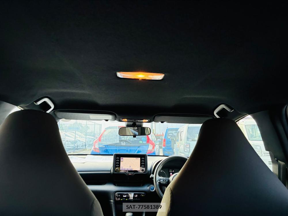 Toyota YARIS 2022-07 8226315-23