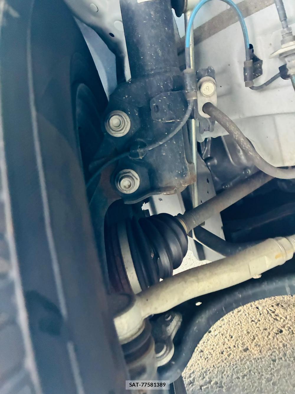 Toyota YARIS 2022-07 8226315-33