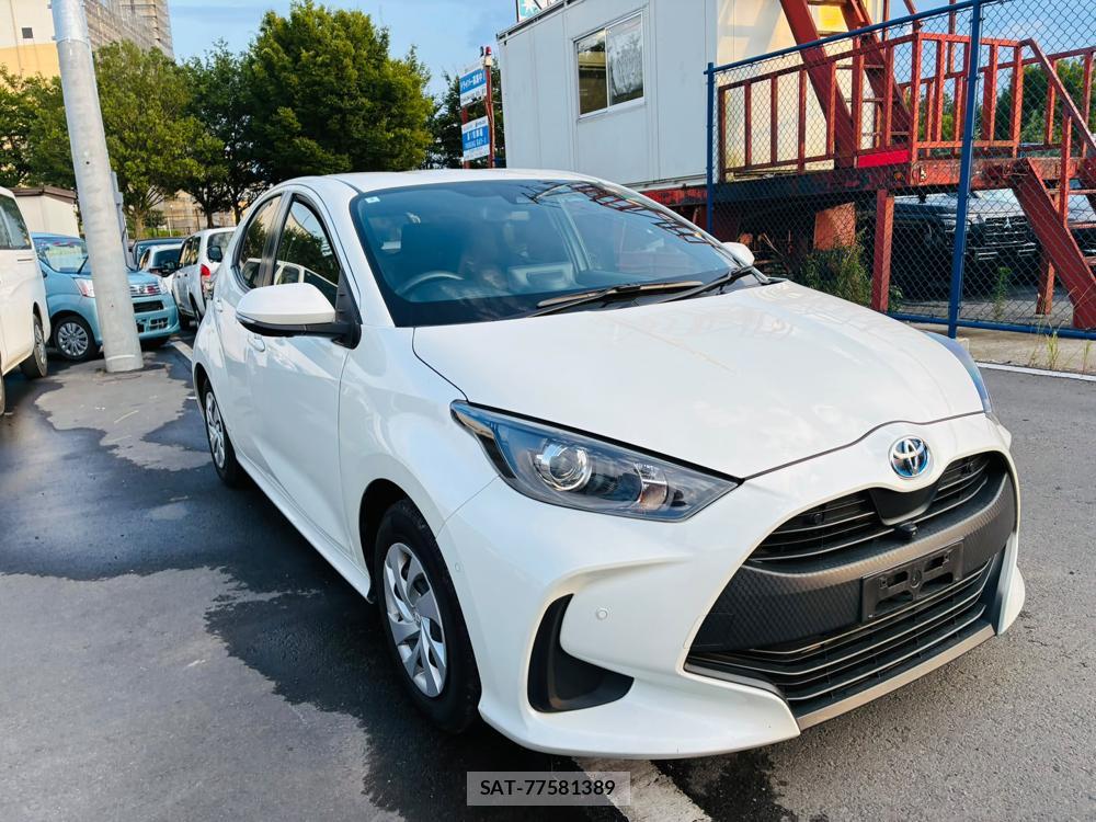 Toyota YARIS 2022-07 8226315-6