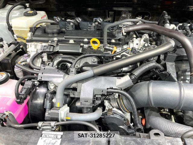 Toyota YARIS 2021-05 8318337-17