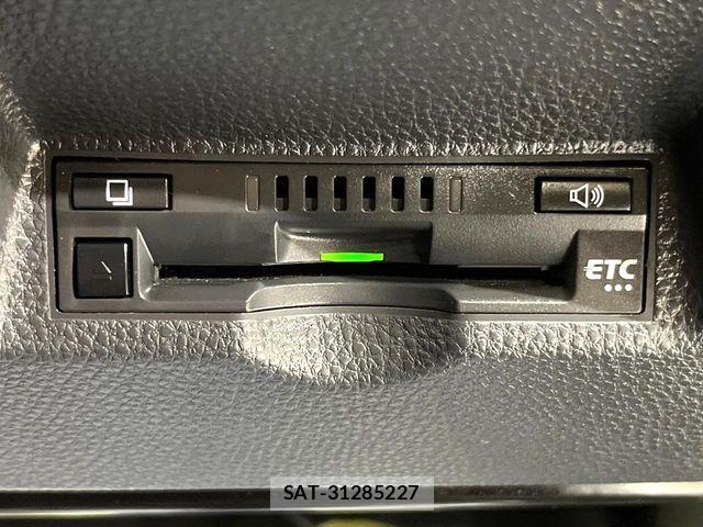 Toyota YARIS 2021-05 8318337-4
