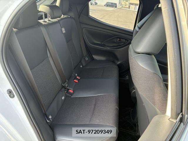 Toyota YARIS 2024-02 8318338-15