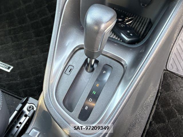 Toyota YARIS 2024-02 8318338-25