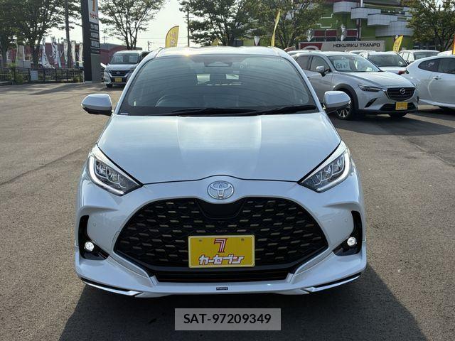 Toyota YARIS 2024-02 8318338-3