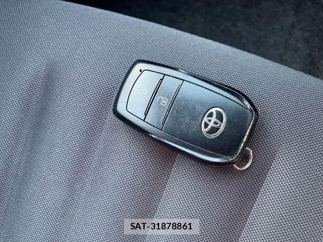 Toyota YARIS 2024-01 8318340-18