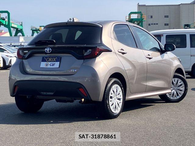 Toyota YARIS 2024-01 8318340-2