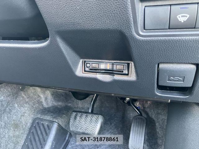 Toyota YARIS 2024-01 8318340-7