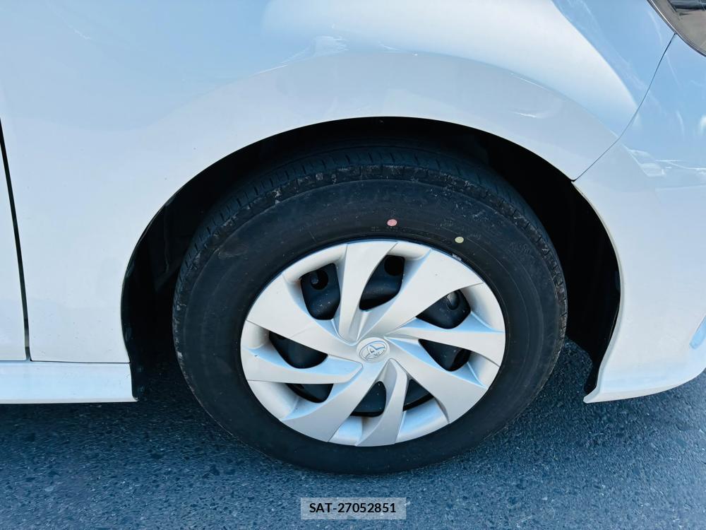 Toyota YARIS 2023/07 8173289-28