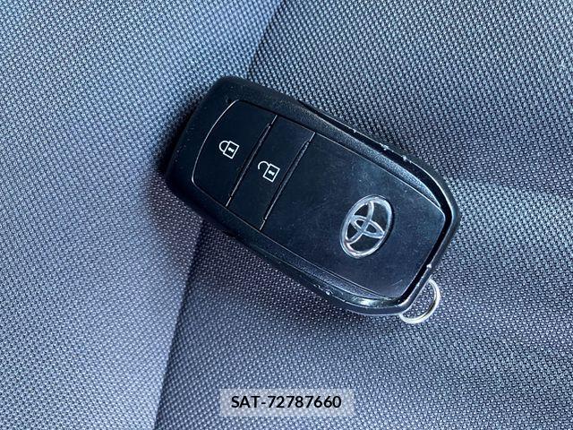 Toyota YARIS 2024-01 8318341-19