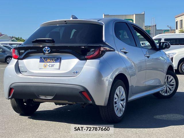 Toyota YARIS 2024-01 8318341-2