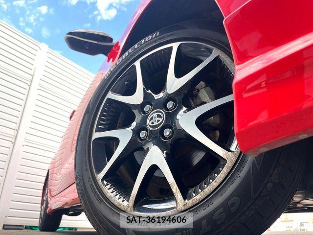 Toyota YARIS 2021-08 8338685-12
