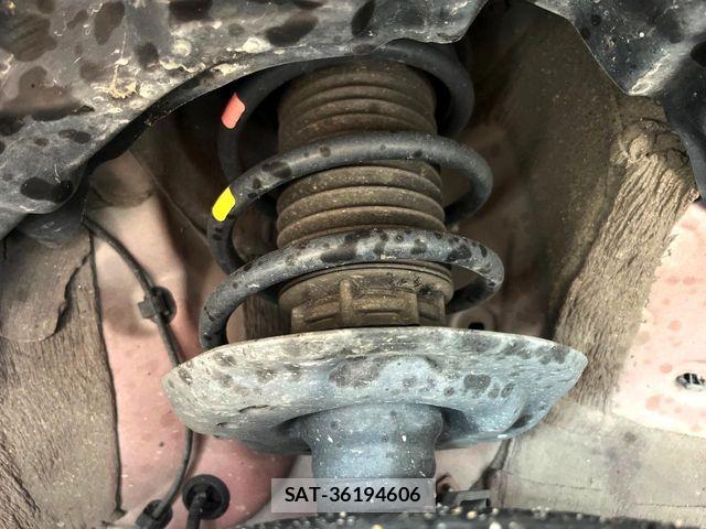 Toyota YARIS 2021-08 8338685-18