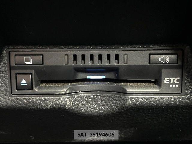 Toyota YARIS 2021-08 8338685-5