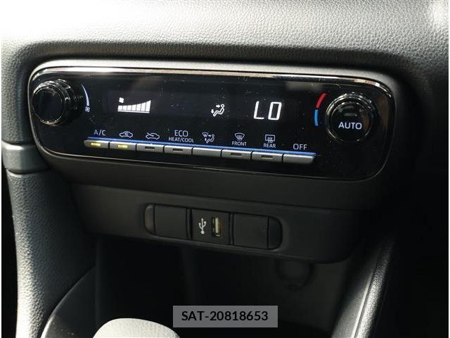 Toyota YARIS 2023-07 8338683-10