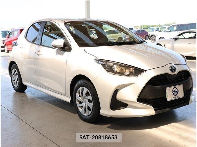 Toyota YARIS 2023-07 8338683-24