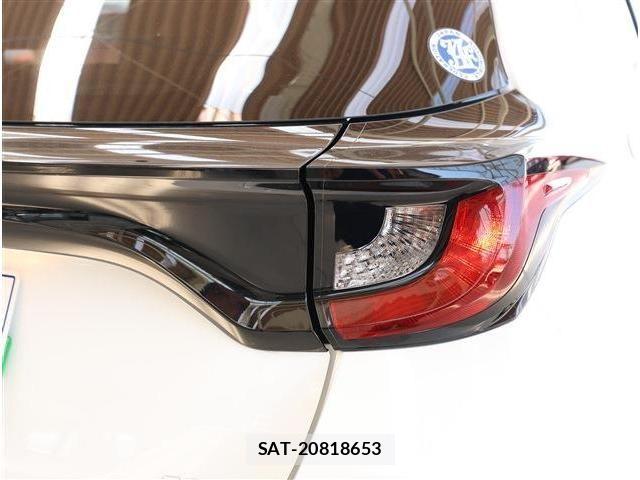 Toyota YARIS 2023-07 8338683-29