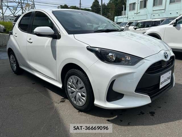 Toyota YARIS 2023-06 8338682-2