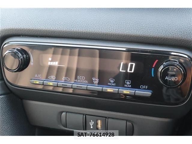 Toyota YARIS 2023-06 8338680-25