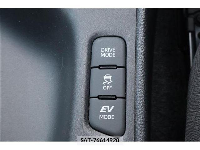 Toyota YARIS 2023-06 8338680-6