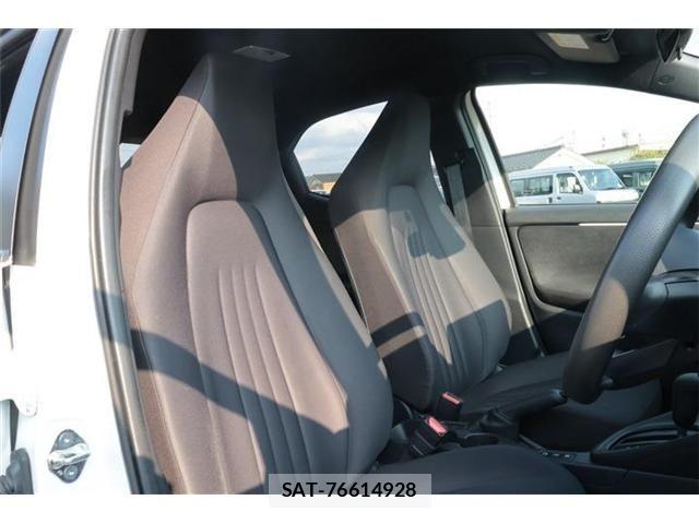 Toyota YARIS 2023-06 8338680-8