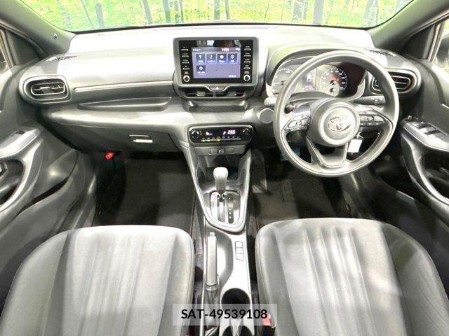 Toyota YARIS 2023-07 8338679-1