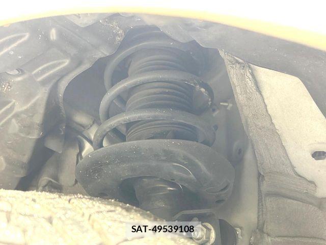 Toyota YARIS 2023-07 8338679-19