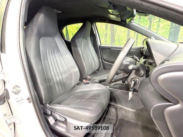 Toyota YARIS 2023-07 8338679-7