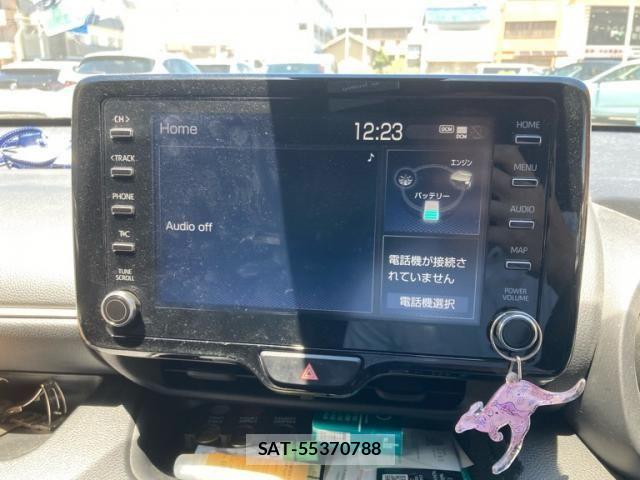 Toyota YARIS 2020-05 8338686-14