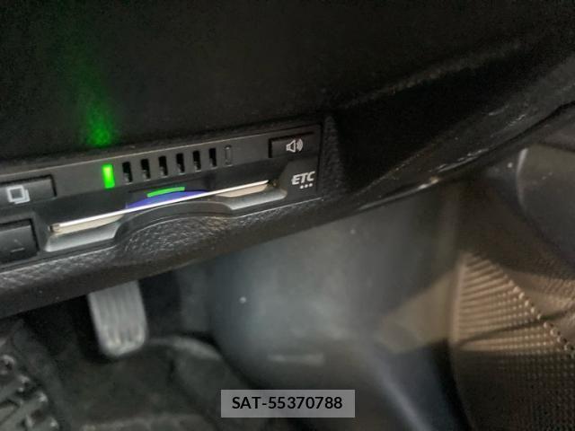 Toyota YARIS 2020-05 8338686-18