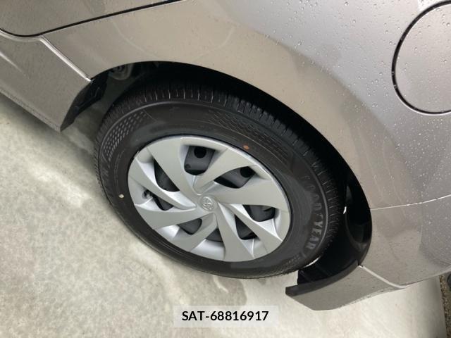 Toyota YARIS 2023-08 8338684-15