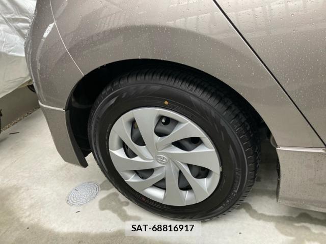 Toyota YARIS 2023-08 8338684-16