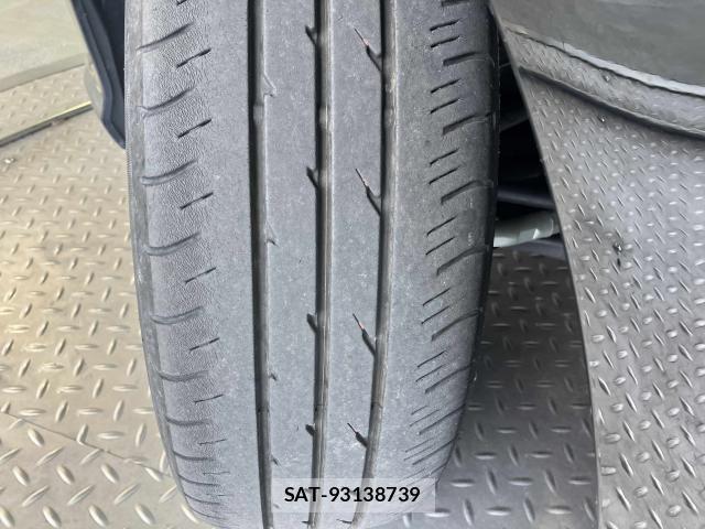Toyota YARIS 2023-07 8338678-23