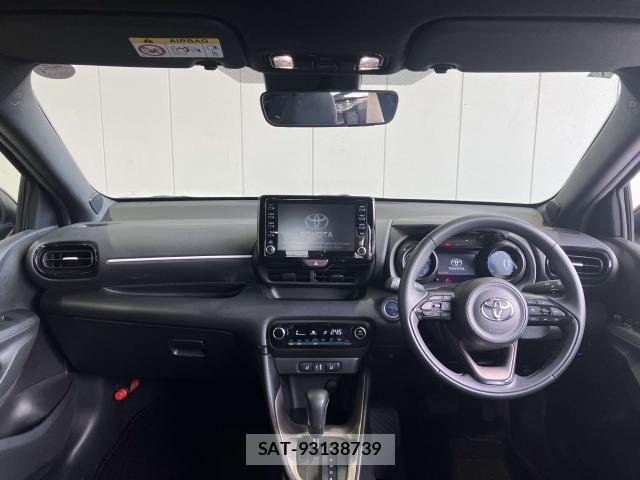 Toyota YARIS 2023-07 8338678-5