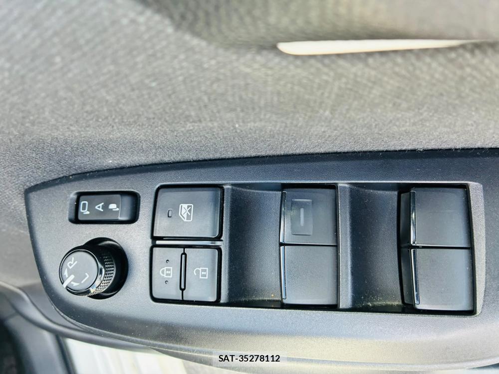 Toyota YARIS 2022-07 8329151-20