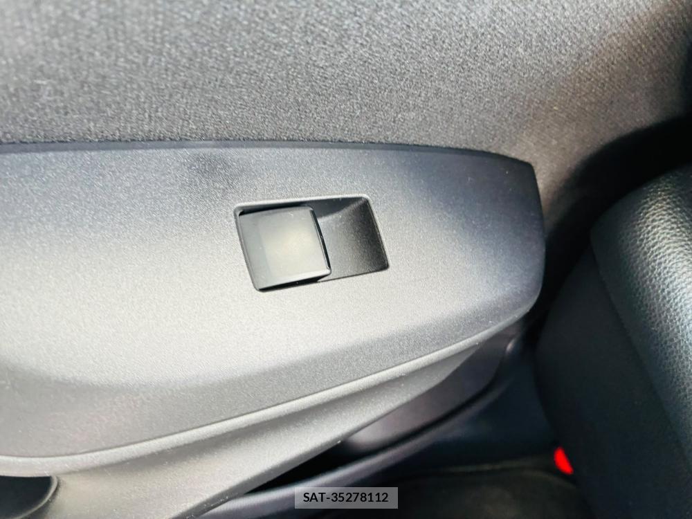 Toyota YARIS 2022-07 8329151-22