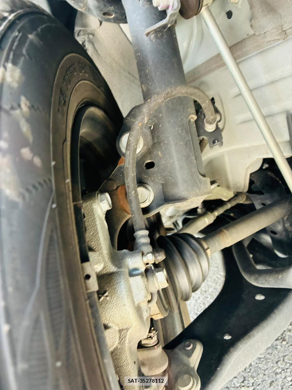 Toyota YARIS 2022-07 8329151-32