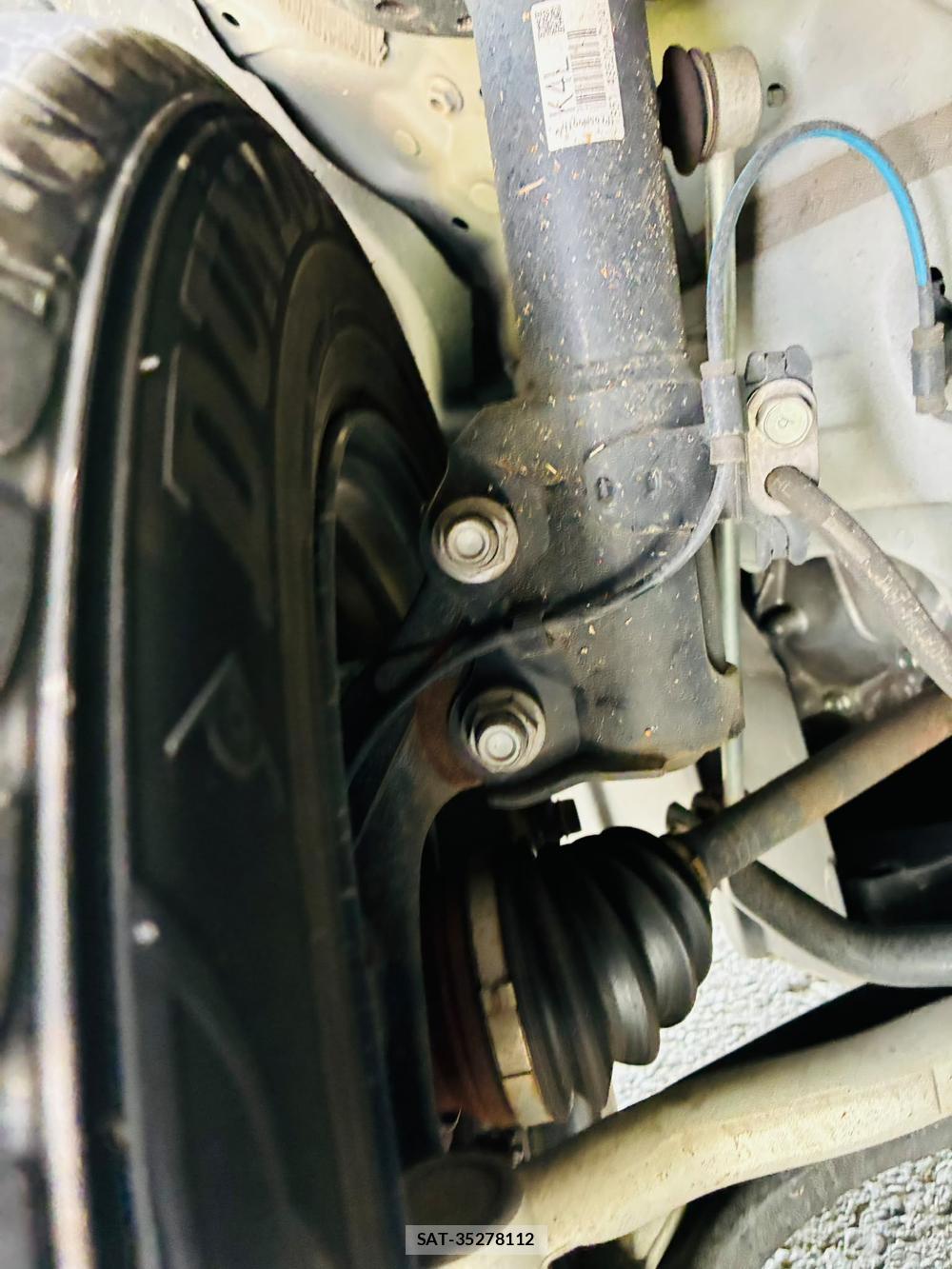 Toyota YARIS 2022-07 8329151-33
