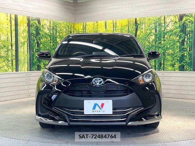 Toyota YARIS 2020-03 8355965-13