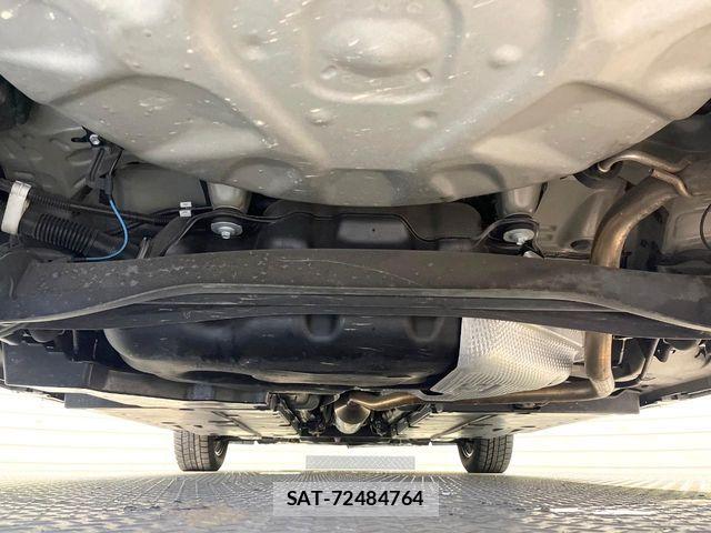 Toyota YARIS 2020-03 8355965-18