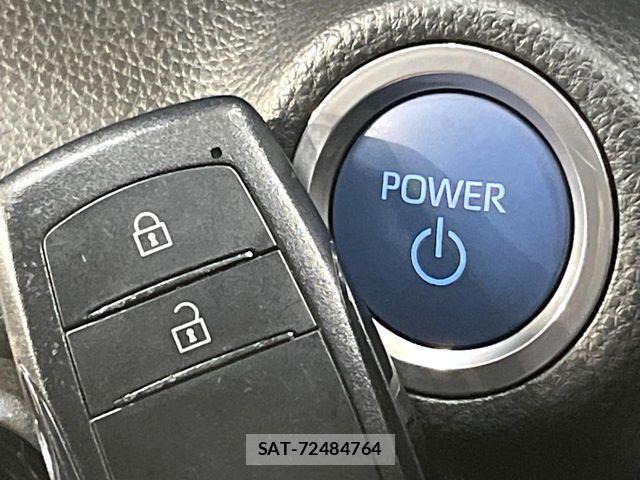 Toyota YARIS 2020-03 8355965-6