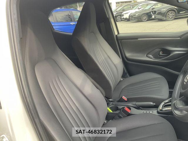 Toyota YARIS 2021-12 8370021-15