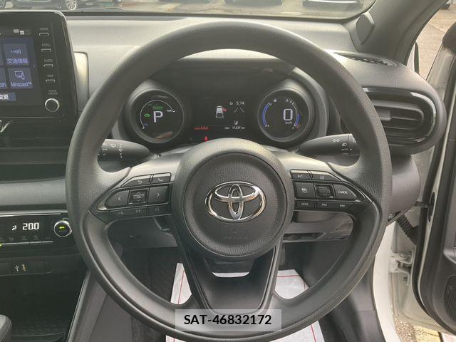 Toyota YARIS 2021-12 8370021-18