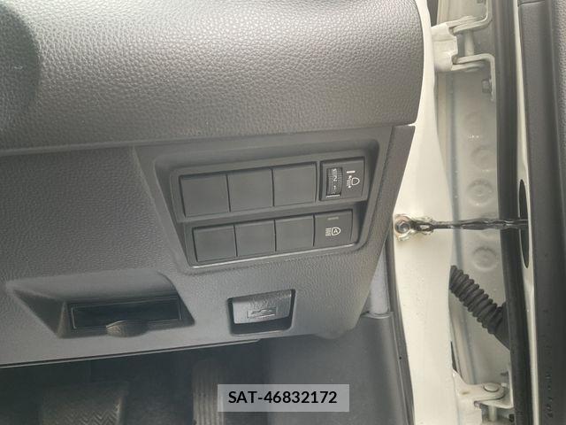 Toyota YARIS 2021-12 8370021-22