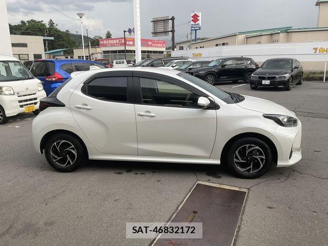Toyota YARIS 2021-12 8370021-3