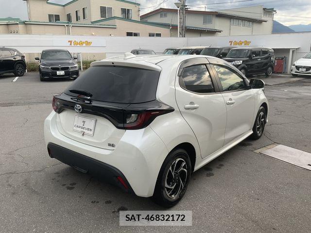 Toyota YARIS 2021-12 8370021-7